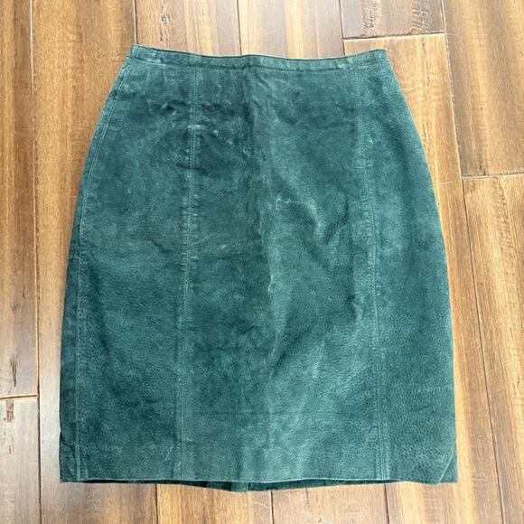 Size 4 Savannah Green Genuine Suede Leather Mini Skirt, High Waisted, zip up - Picture 1 of 10